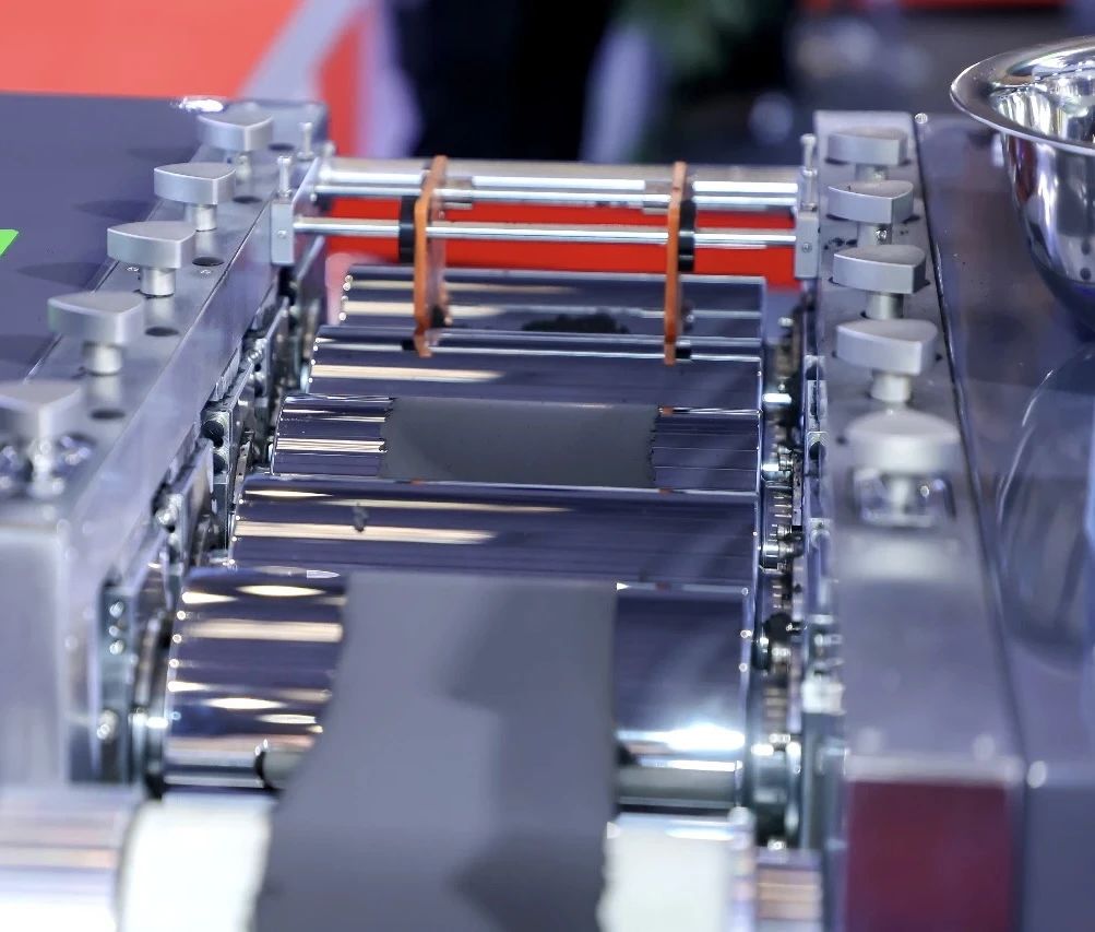 ''Process Equipmentization'' Helps Promote the Large-Scale Mass Production of Dry Electrodes! CIBF2024